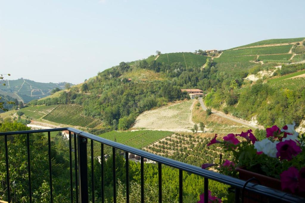 B&B Mario & Mario Trezzo Tinella 外观 照片