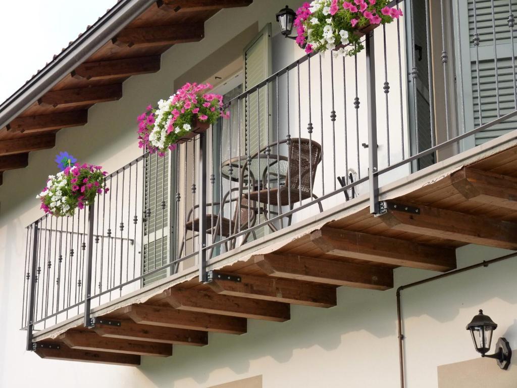 B&B Mario & Mario Trezzo Tinella 外观 照片